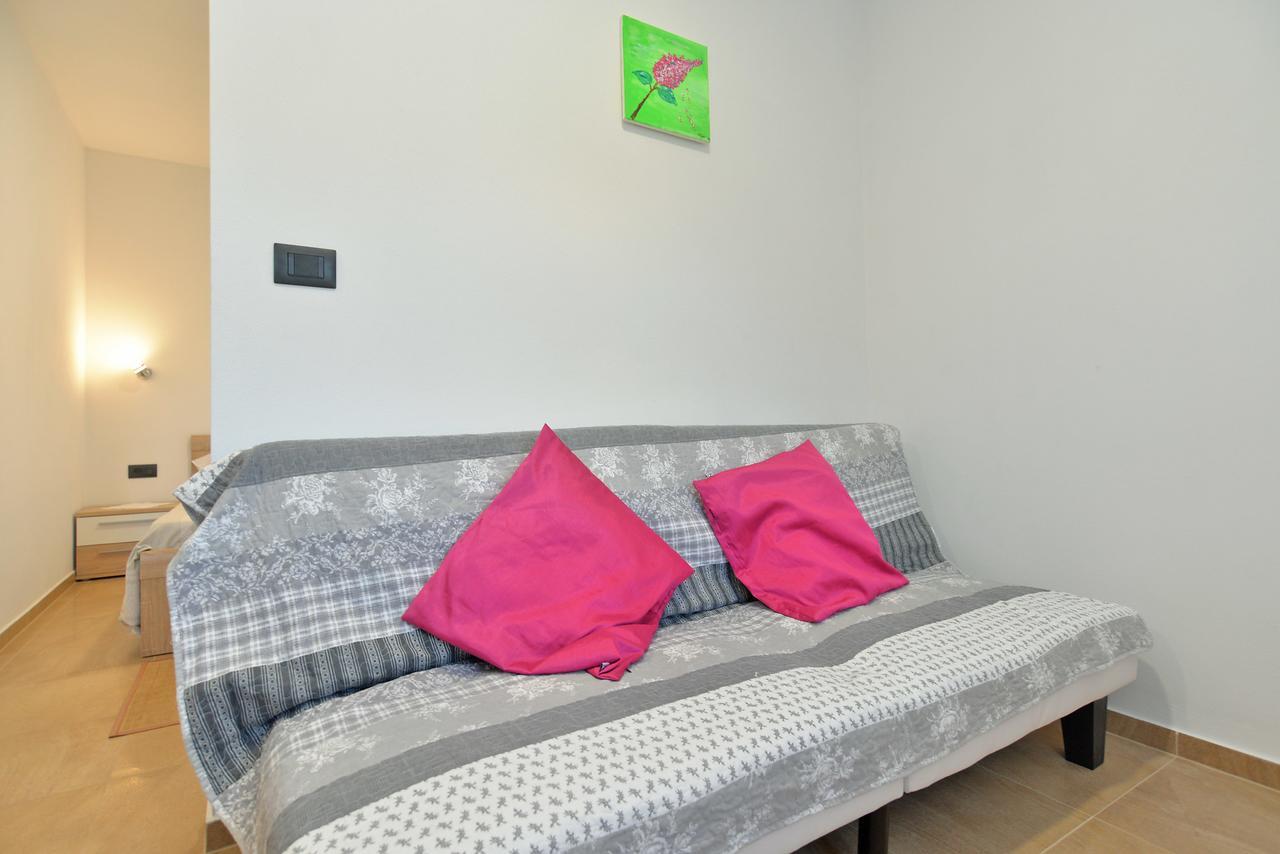 Elizabeta 1701 Apartment *