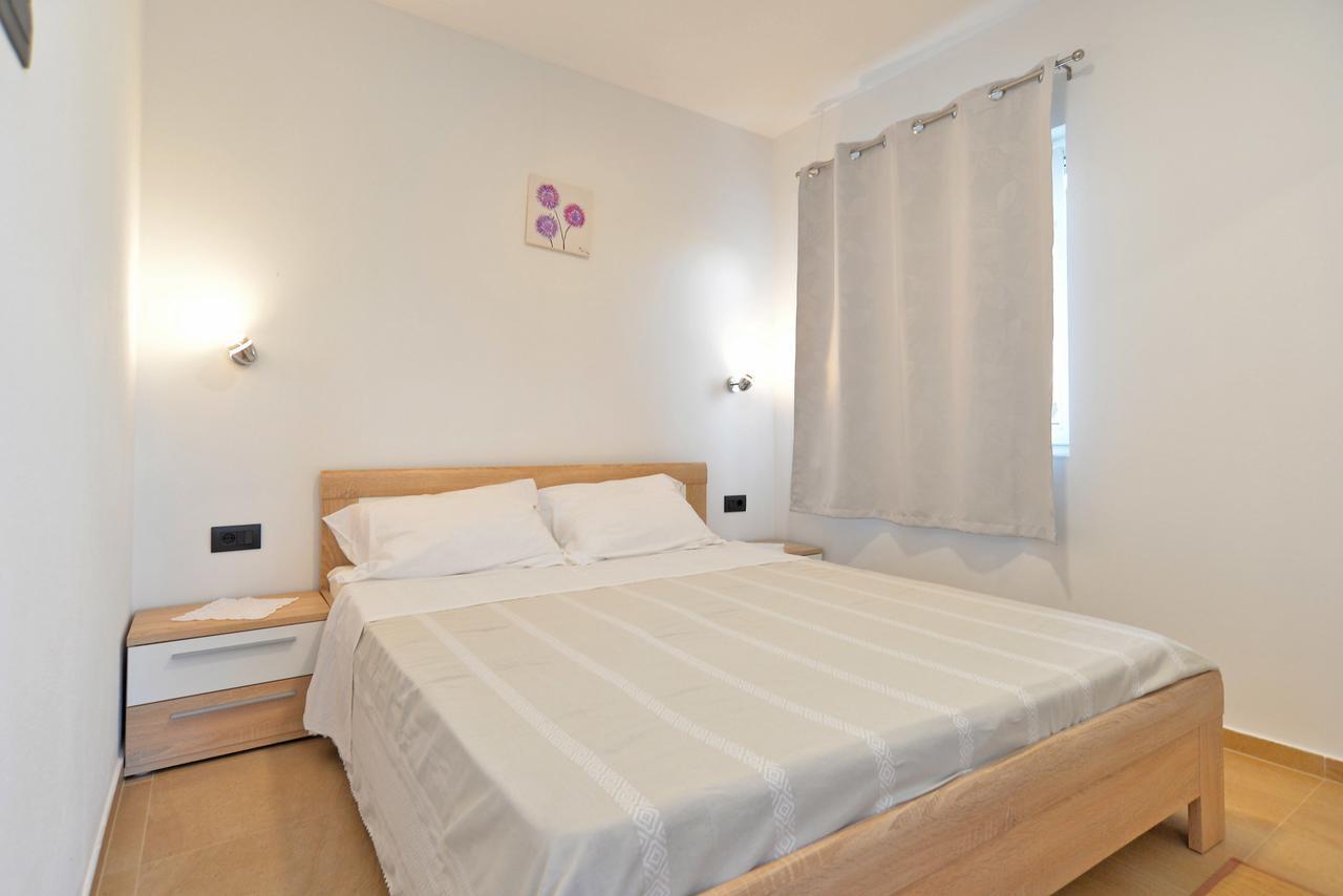 Elizabeta 1701 Apartment *