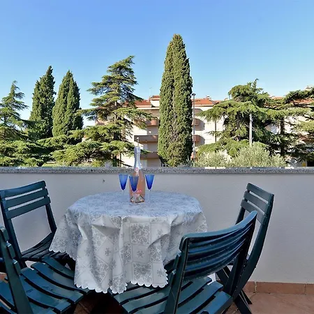 Apartments Elizabeta 1701 Fazana Exterior photo